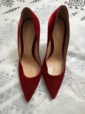 Gianvito Rossi Burgundy Suede Pointed-Toe Pumps